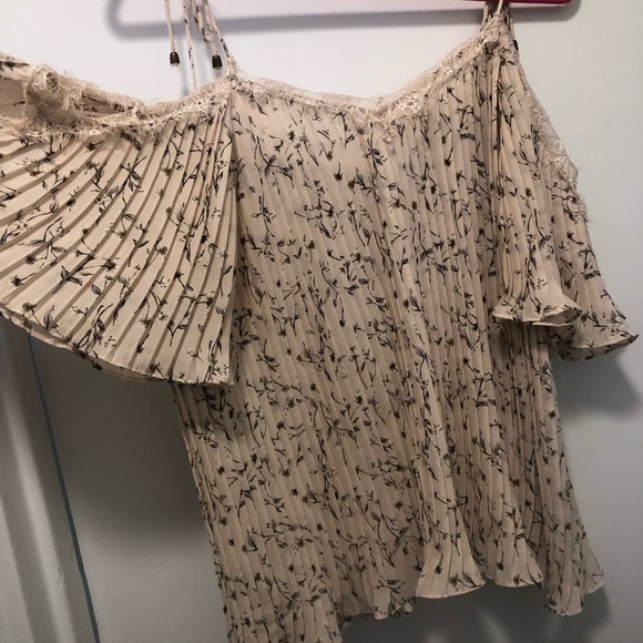 Boho Cold Shoulder Blouse - Picture 6 of 8